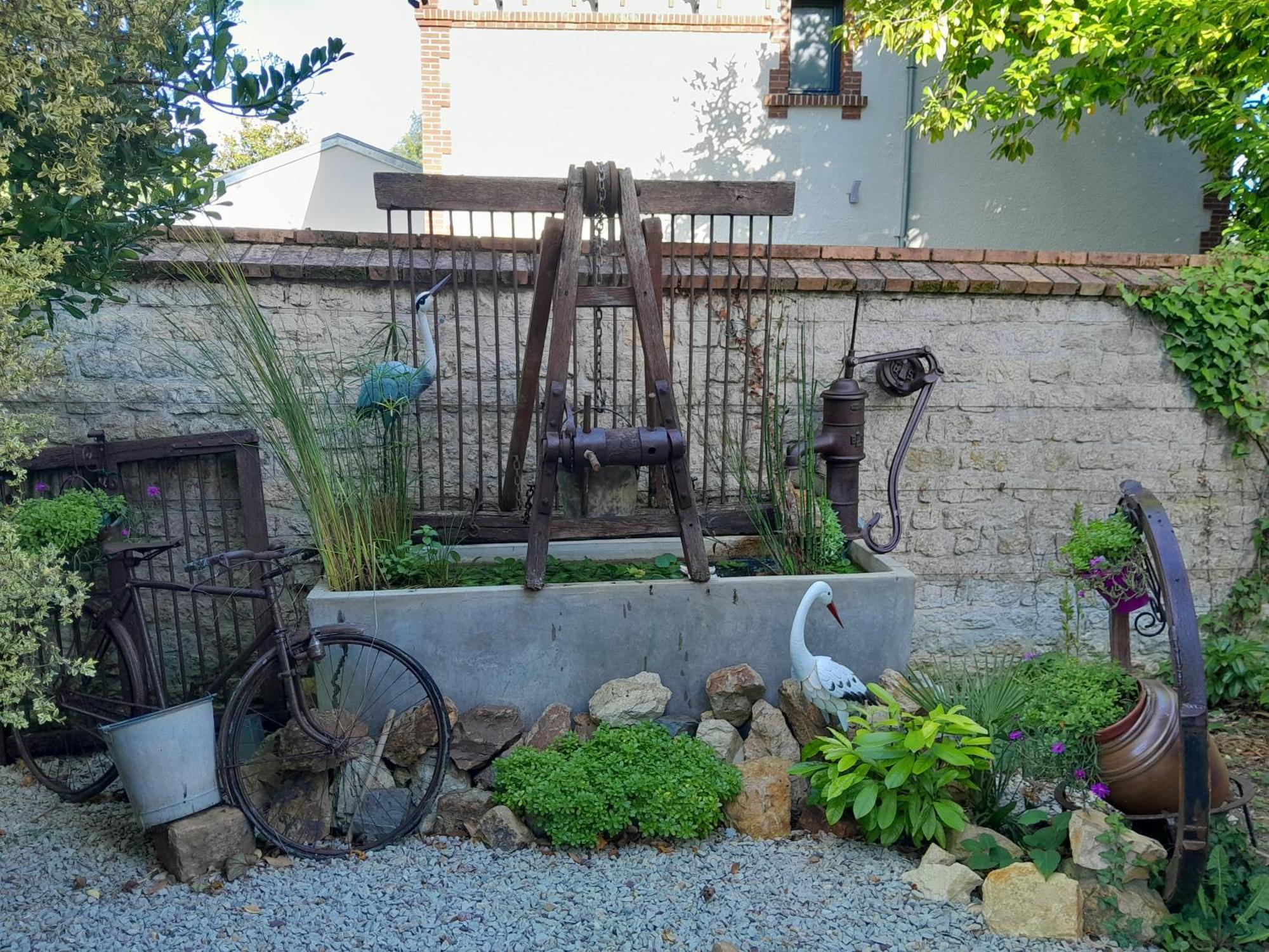Le Madrigal Bed & Breakfast Mamers Bagian luar foto